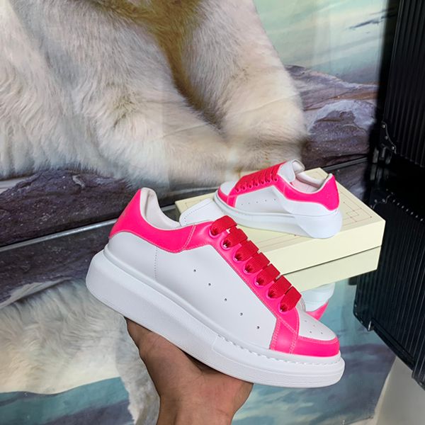 

fashion men shoe designer women leather lace up oversized sole sneakers white black mens womens luxury velvet suede casual shoes 35-46 with