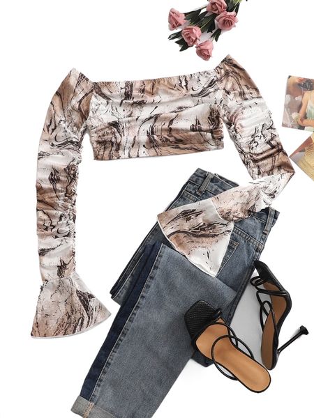 

petite all over print off shoulder flounce sleeve crop p9dn#, White