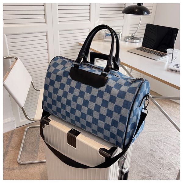

60 color new men duffle bag women luggage travel bag letter backpacks printing leather handbags large crossbody bags totes boys girls wallet