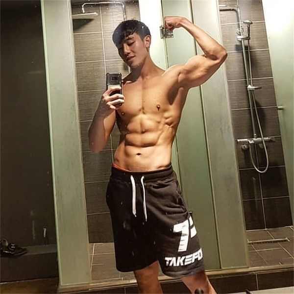 

new summer mens cotton shorts gyms fitness bodybuilding male casual joggers workout brand short pants sweatpants t200512, White;black