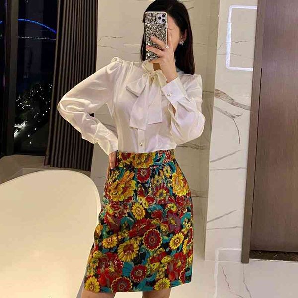 

skirts european and american y version restored positioning flower skirt du jia jacquard fabric silk lining hip wrap skirt a-line short, Black