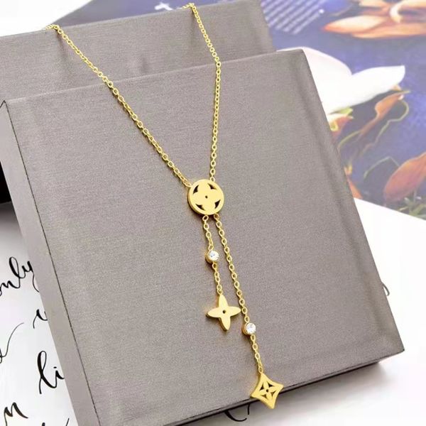 

classic 18k rose gold clover pendant necklace elegant stainless steel four-leaf flower necklaces for women gift, Silver