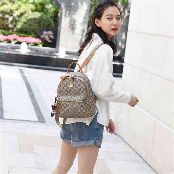 

backpack female 2022 new backpack college style schoolbag travel p