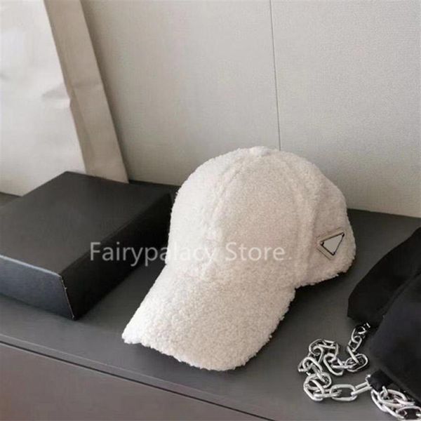

2021 fashion designer men women hat autumn and winter tide cap lambs wool thick warm baseball caps christmas gifts 25w, Blue;gray