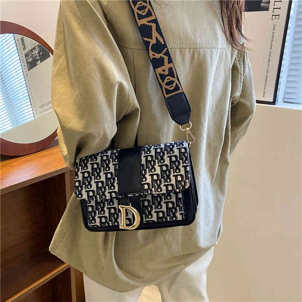 

2022 new designer handbags trend printed letter version simple wide belt diagonal