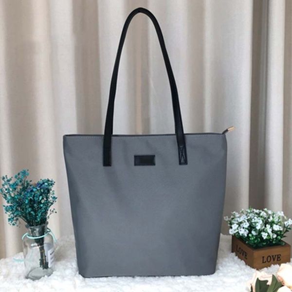 borsa tote leggera shopping bag panno di nylon una spalla Oxford Canvas borsa grandi borse da donna semplice pendolarismo myy M59389