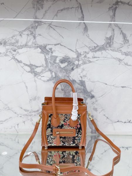 

designers shoulder bag luxurious tote purse handbag message bags cluth brand classic genuine leather crossbody luggage 26cm vogue 22cm eshrj