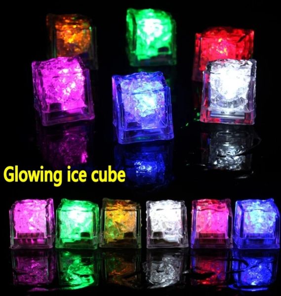 Luci notturne a LED per cubetti di ghiaccio Multi colore che cambia Flash lento Novità Sensore di liquido Acqua sommergibile per bar per matrimoni per feste Decorazione di bevande F0725