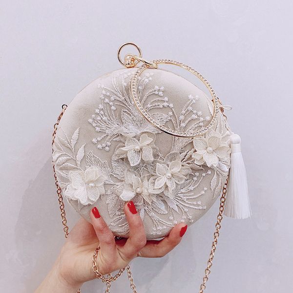 

meloke brand fashion women bag tassel metal small day clutches lady embroidery evening bags wedding purse female handbag mn1351 220816
