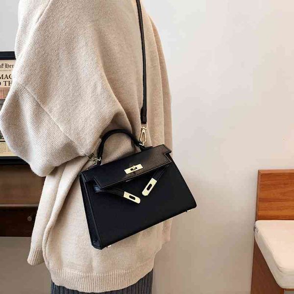 

handbags textured buckle portable small square women's 2022 new versatile classic one shoulder messenger bag pu