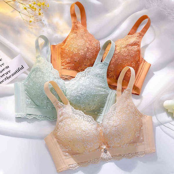 

soft lace no steel ring small breast girly underwear thin cup breathable comfortable casual collect tube bra l220726, Red;black