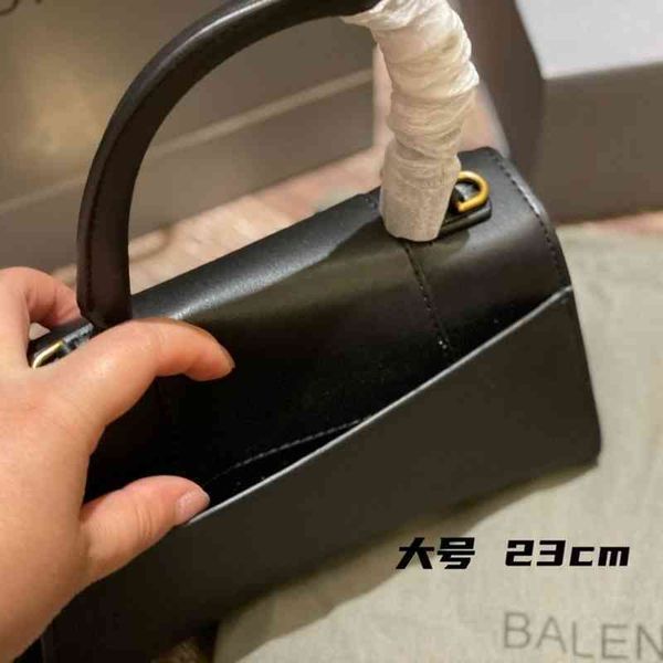 

designer luxury handbags 2022 home b hourglass bag smooth pure cow leather single shoulder messenger portable fashion net red same women