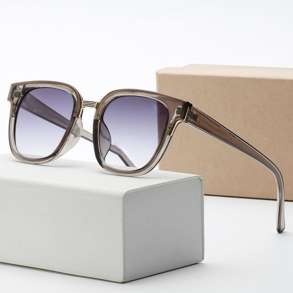 

designer sunglasses luxury retro square sunglass polarized uv400 protection eyewear for womens and mens pc frame resin lens sun glasses tren, White;black