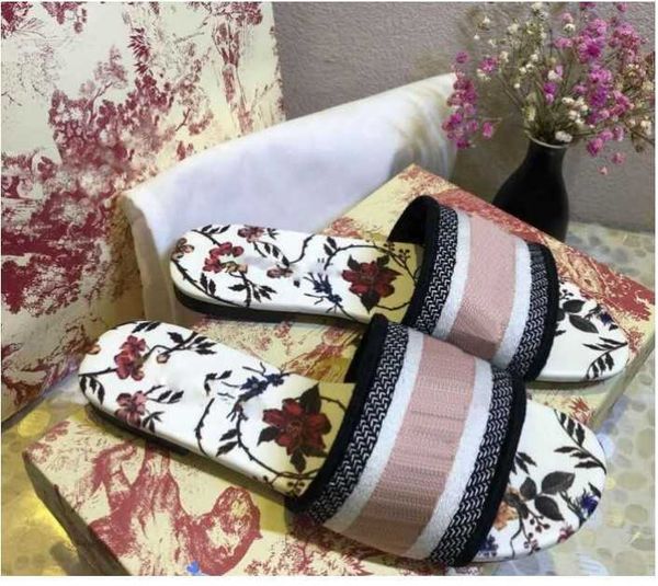 

paris embroidered designer slippers womens sandals summer girls beach sandal slides flip flops loafers luxurys designers womans slipper, Black