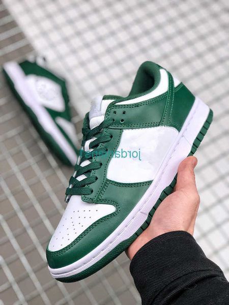 

shoes skateboard duks low varsity green white/team green-white leather outdoor trainers fast delivery size