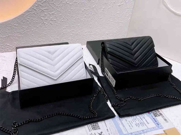 

2022 women's luxury handbag shoulder y-shaped envelope s messenger chain hardware buckle 6-color wholesale hands single