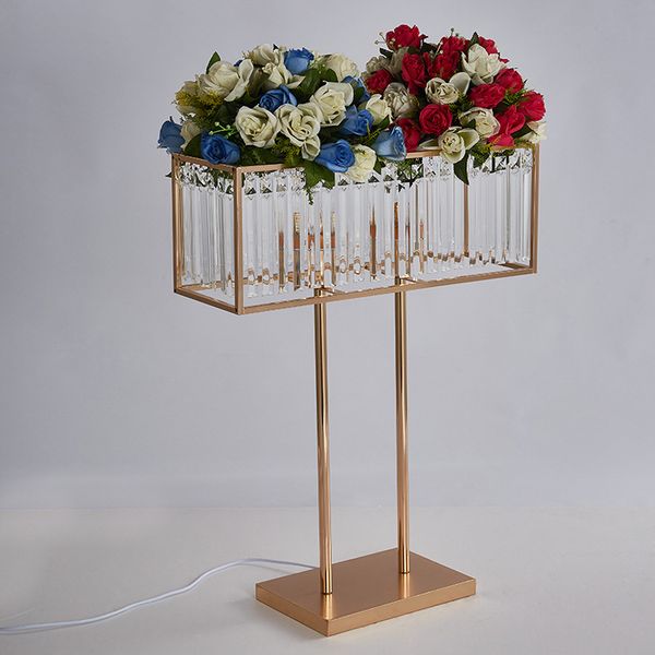 Hochzeitsquellen rechteckige Haupttischblumenanordnung Dekoration Ornamente Glaskristall Anhänger Blütenstand Bühnenstufe Straßenführer