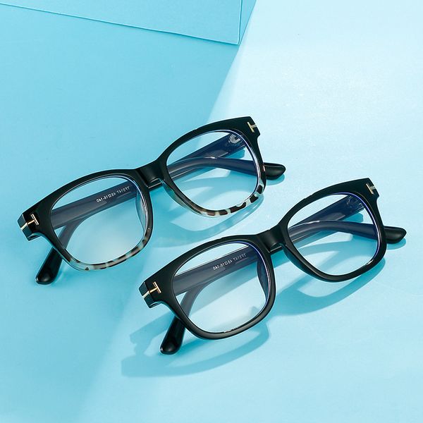 

50% discount tom brand tf rectangle anti-blue light 2022 trendy vintage transparent oculos de sol, White;black