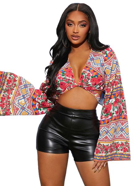 

sxy floral & geo print twist front bell sleeve crop y98j#, White