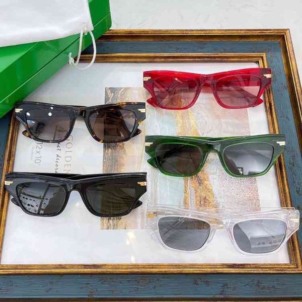

2022 brand trend fashion sunglasses for men and women b family style personality red green plate cat's identical female bv1122, White;black