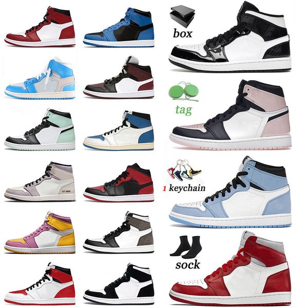 

with box 2022 arrival basketball shoes 1 1s mens women carbon fiber bubble gum chenille university blue black white dark mocah off trainers