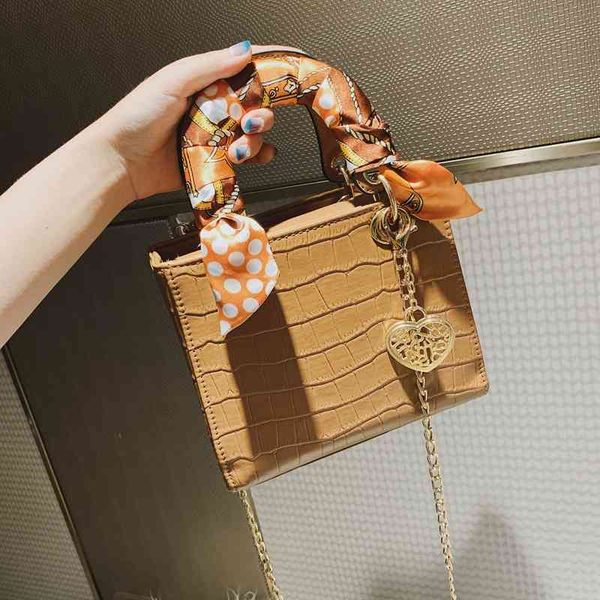 

factory direct sale diana stone mini women's 2022 net red new simple and versatile portable single shoulder messenger bag designer