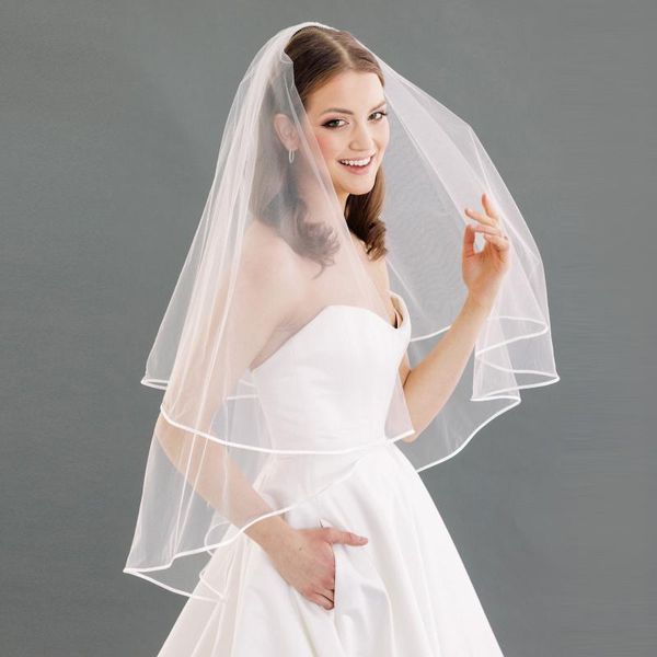 Copricapo V97 Veli da sposa corti Bordo del nastro Velo da sposa 2 strati Elegante da sposa per accessori per addio al nubilatoCopricapo