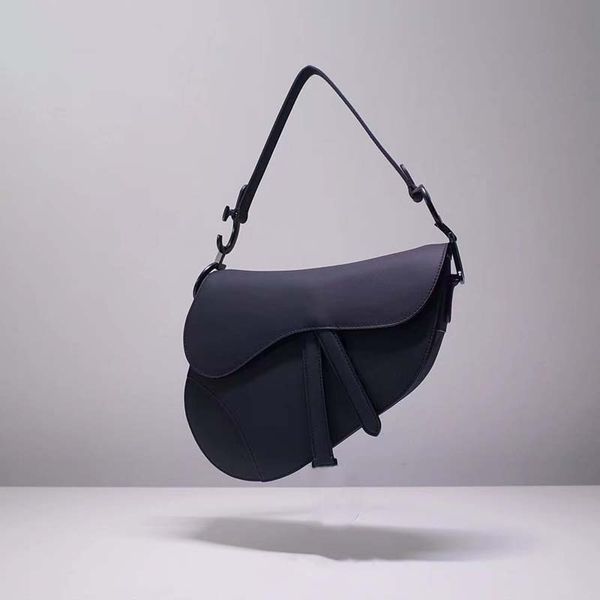 

designer ladies purse fashion cosmetic bag toiletries travel bag large handbag