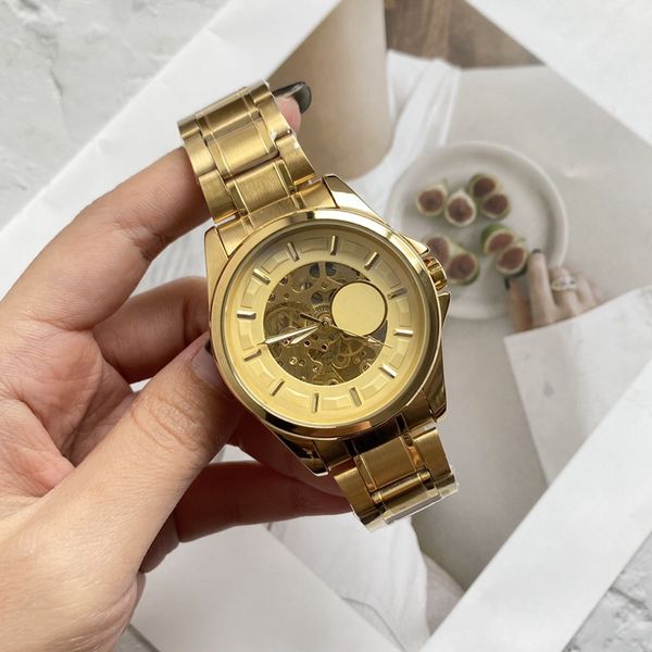 

2022 new luxury mens watches three stitches series automatic mechanical watch european brand wristwatch steel strap hollow-out style dial, Slivery;brown