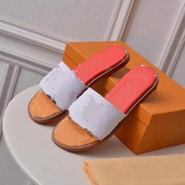 

perforated designer sandals luxury platform slide hollow pattern slippers transparent materials sandal rubber flats slipper 0427, Black