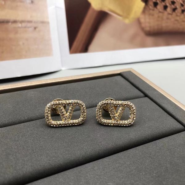 

factory retail wholesale charm fashion zircon gold stud earrings design luxury brand jewelry designer letter v women 18k gold simple earring, Golden;silver