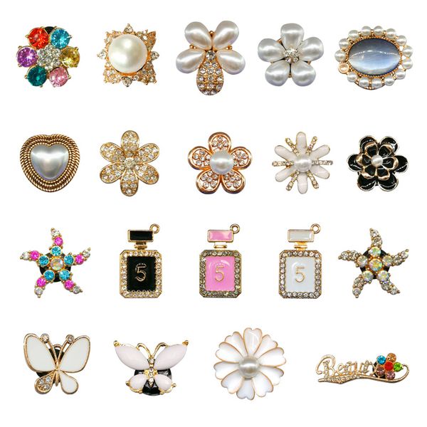 

2022 metal charms designer for decorations new golden fashion love shoe accessories charms shoes charm ornaments buckles, White;pink