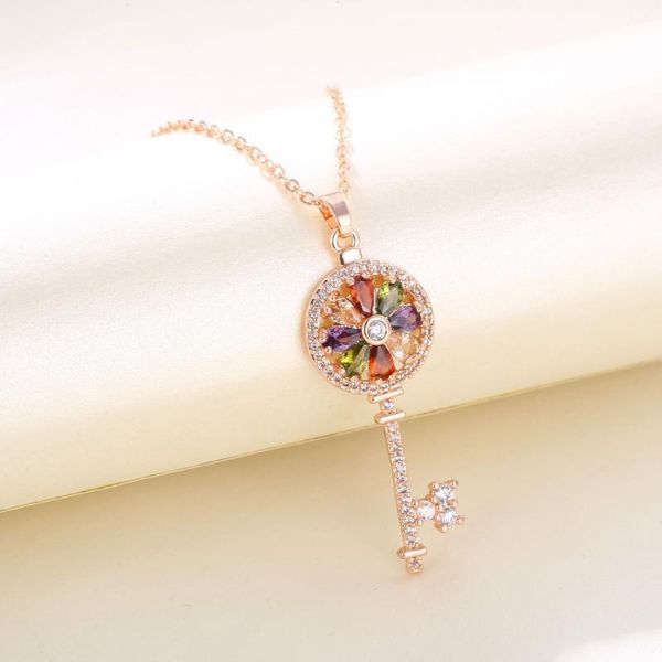 Anhänger Halsketten Exquisite Bunte Rose Gold Zirkon Schlüssel Für Frauen Luxus Mode Glück Tür Halskette Zubehör Schmuck GeschenkAnhänger