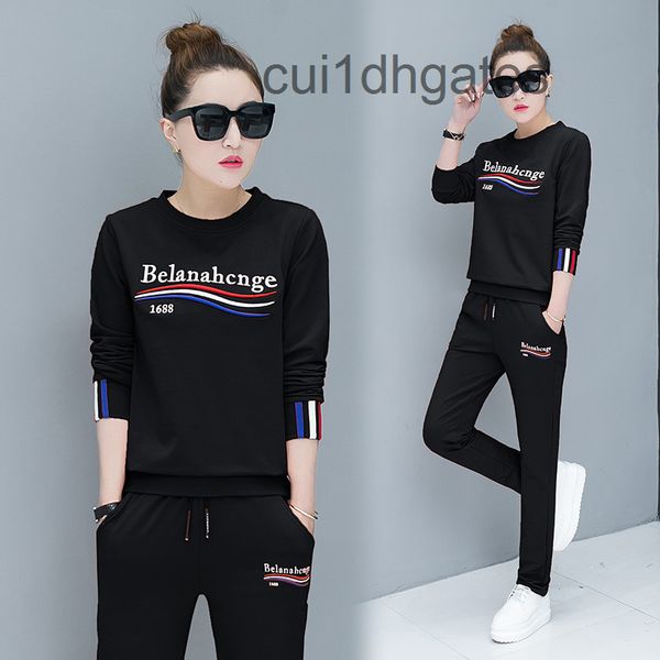 

2022 designer blgc hoodies spring and autumn sportswear set female slim new fashion student casual wear round neck pullover thin sweater two, White