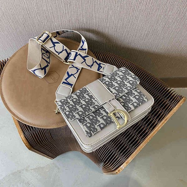 

2022 luxury bags women's temperament goddess messenger bag mobile phone bag