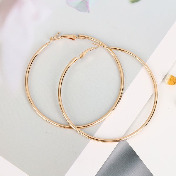 

simple metal ornaments exaggerated large round earrings ladies temperament geometric earrings, Golden;silver