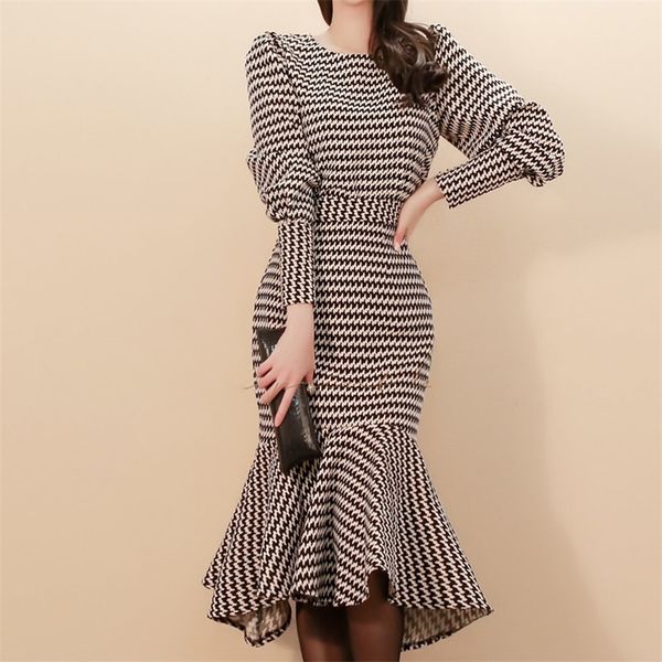 

autumn/winter product two-piece fashion temperament slim-fit houndstooth jacket waist bag hip fishtail skirt suit women 210412, Black;gray