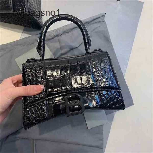 

brand 2022ss italy balenciga designer handbags luxury besigner hanbbag bag women's 2022 b-button alligator hourglass i5gp