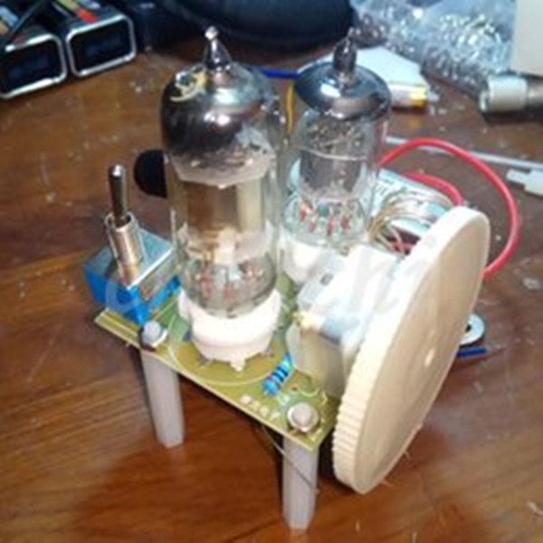 Circuitos integrados Super Regeneração Tubo Eletrônico Kit de Rádio FM 6J1 2P2 Corrente Direta