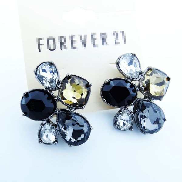 

stud black and white gem stones big earrings earrings jewelry wholesale new in 2022, Golden;silver