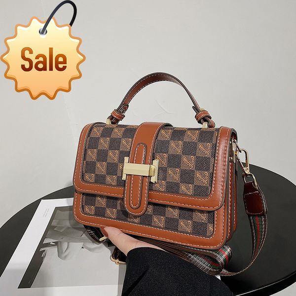 

2022 new fashion simple wide portable women's cute womens shoulder trendy small square leather bag female korea concise solid handbag