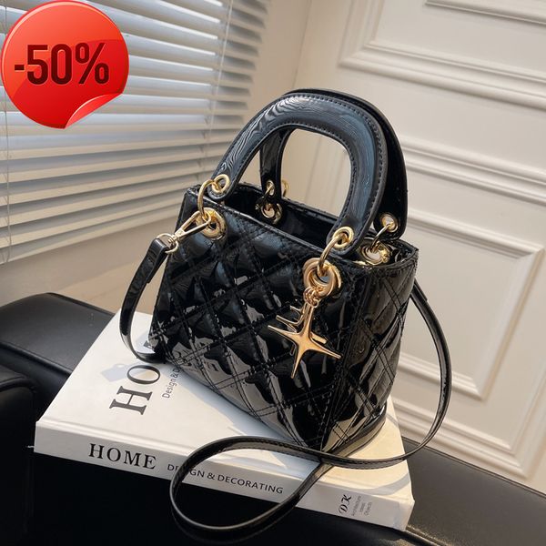 

the factory directly online popular small female 2022 new trendy version bag fashion portable princs of wal bag