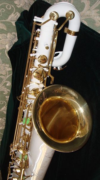 

high grade white color body gold lacquer key baritone saxophone