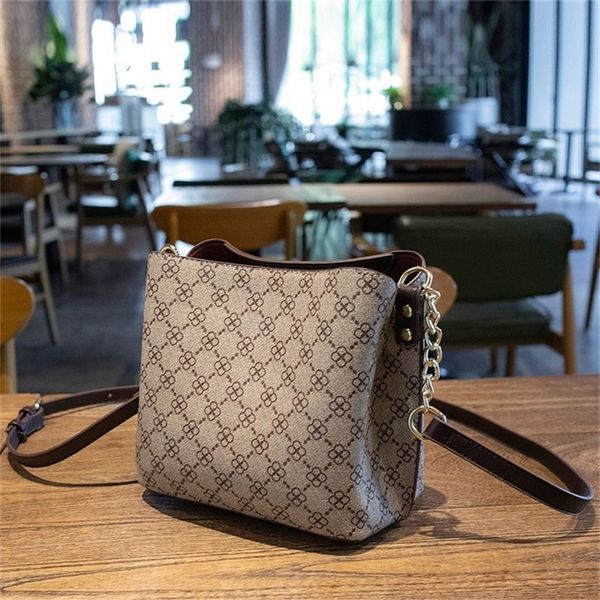 

women's easy use goddess print large capacity one messenger 55% off online sale