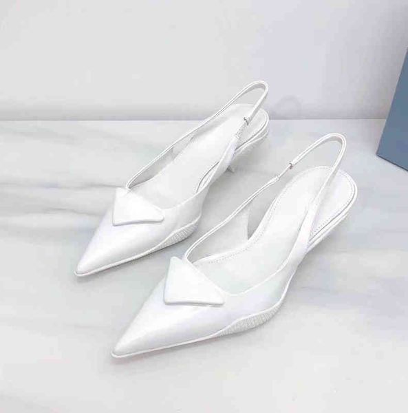 

2022 summer pujia shallow mouth pointed triangular standard kitten heel empty sandal thin heel, Black