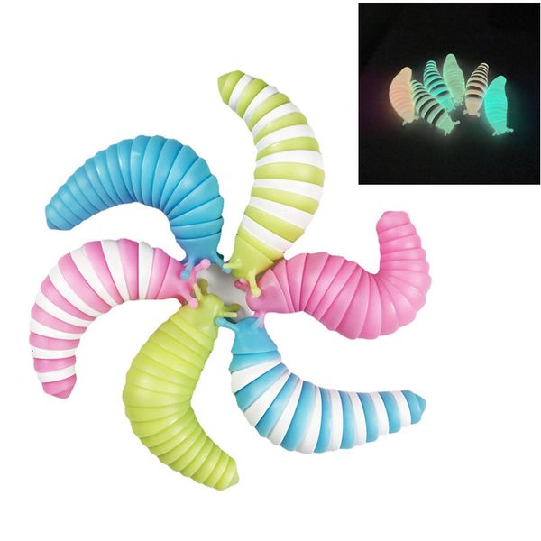 Fidget Toys Luminoso Slug articolato Flessibile 3D Lumache Fidget Toy Tutte le età Sollievo Anti-Ansia Sensoriale per bambini Aldult DHL FREE YT199503