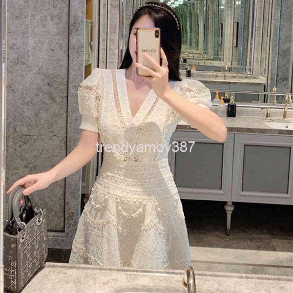 

casual dresses vietnam niche fashion coral ocean beige hollow v-neck bubble sleeve dress, Black;gray