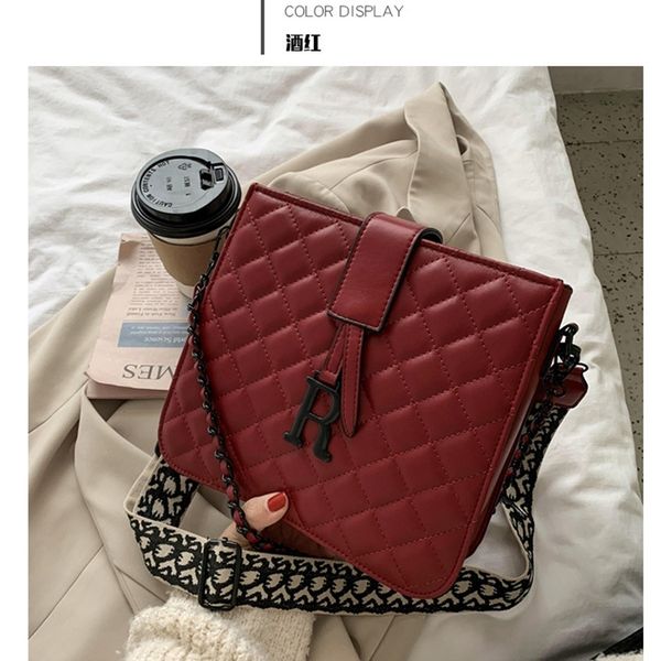 

net red texture large capacity spring lingge fashion single messenger ins foreign style women's 80% off wholesale store