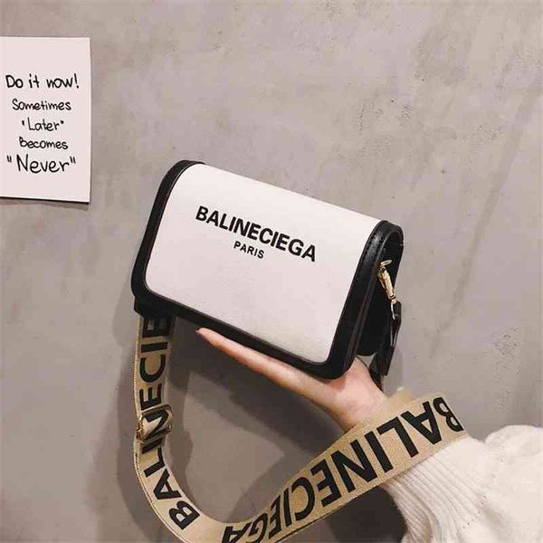 

70% factory online sale red black texture single shoulder bag small bag