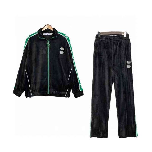 

2022 autumn and winter new off side webbing green letter veet leisure coat batch, Black